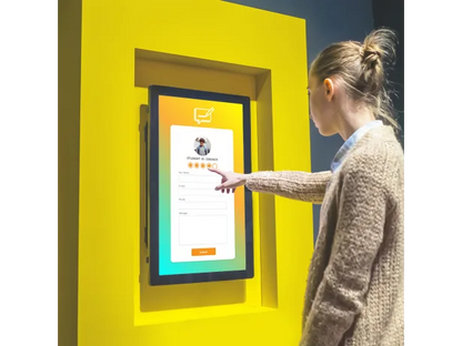 32″ FHD Capacitive Touch Screen